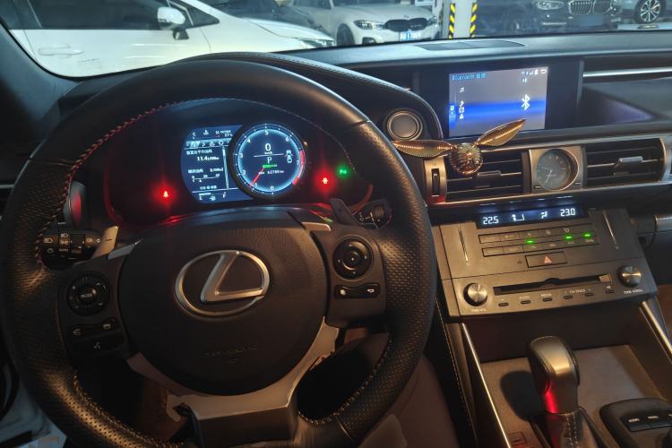 Used Lexus IS 2013 250 F SPORT Center Console