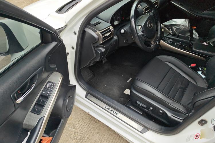 Used Lexus IS 2013 250 F SPORT Driver Seat
