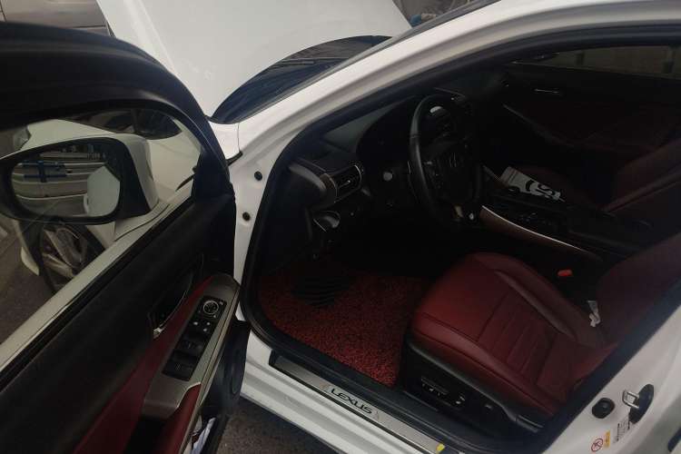 Used Lexus IS 2013 250 F SPORT Driver Seat