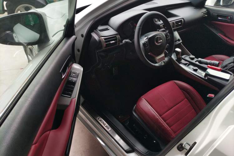 Used Lexus IS 2013 250 F SPORT Driver Seat