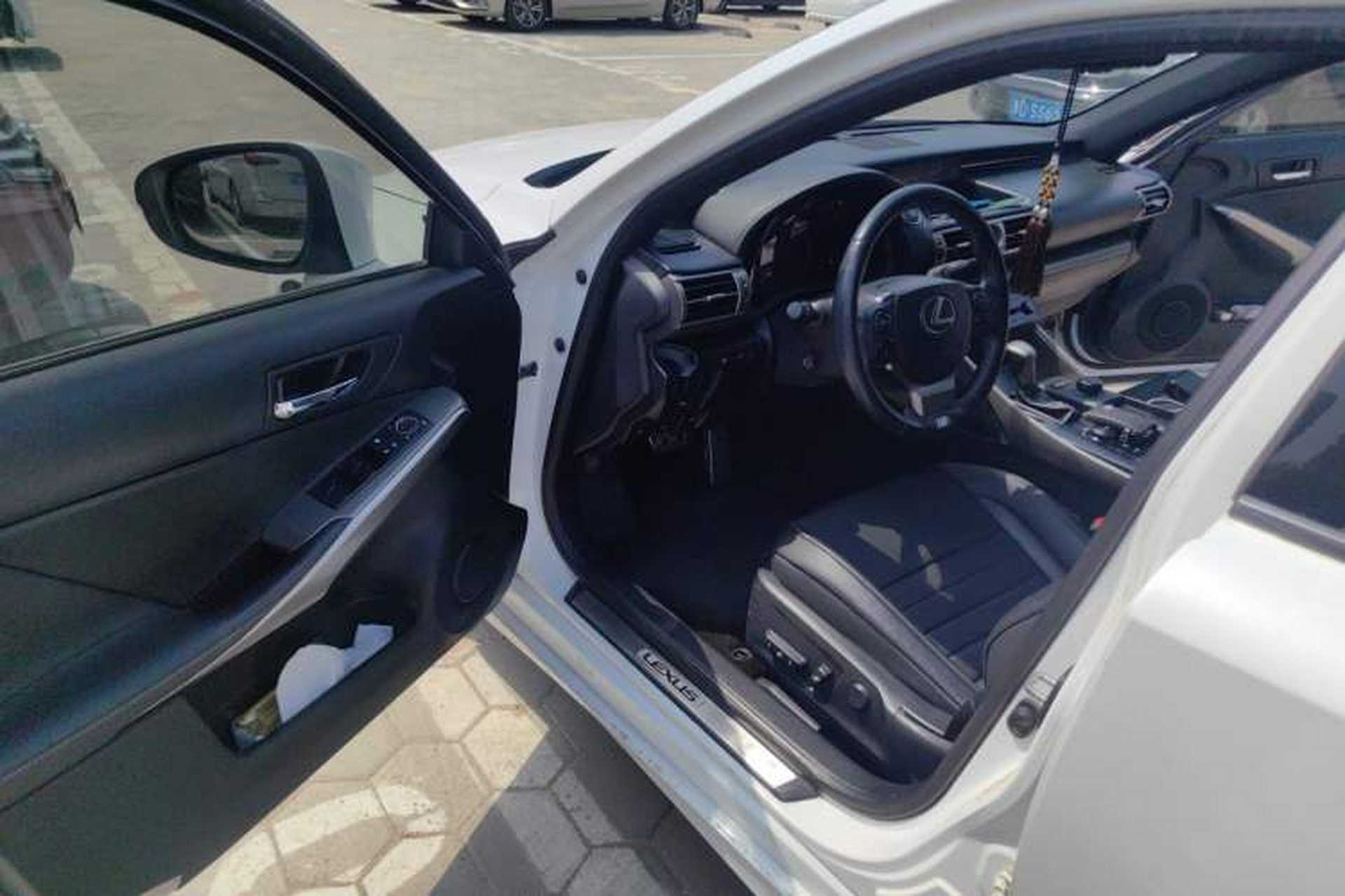 Used Lexus IS 2013 250 F SPORT Driver Seat