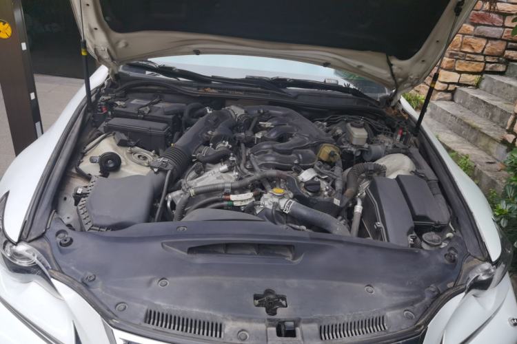 Used Lexus IS 2013 250 F SPORT Engine Bay