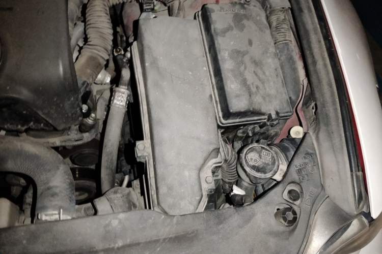 Used Lexus IS 2013 250 F SPORT Engine Bay Left