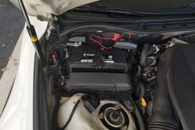 Used Lexus IS 2013 250 F SPORT Engine Bay Right
