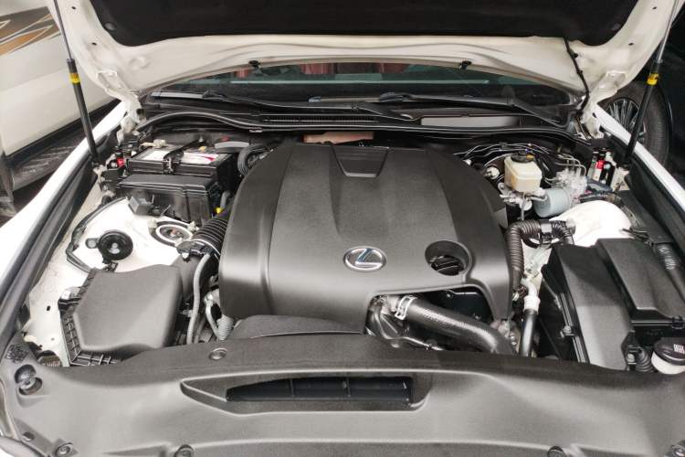 Used Lexus IS 2013 250 F SPORT Engine Bay