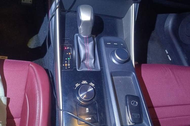 Used Lexus IS 2013 250 F SPORT Gear Lever