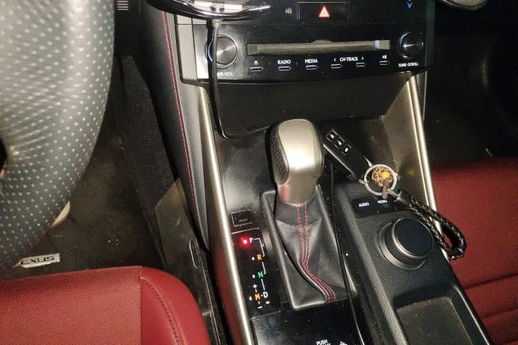 Used Lexus IS 2013 250 F SPORT Gear Lever