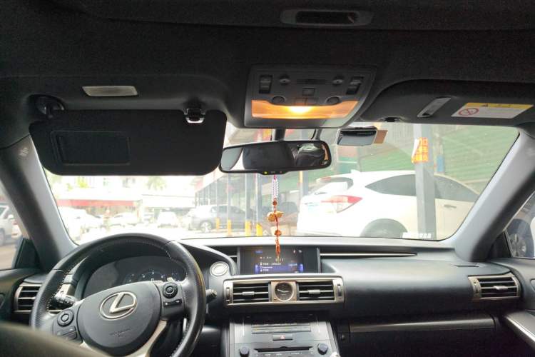 Used Lexus IS 2013 250 F SPORT Headliner