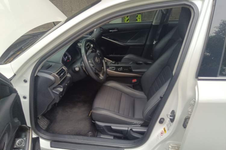 Used Lexus IS 2013 250 Leading Edition Left Front Seat