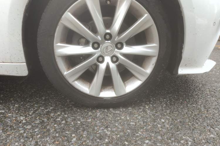 Used Lexus IS 2013 250 F SPORT Right Front Wheel Hub