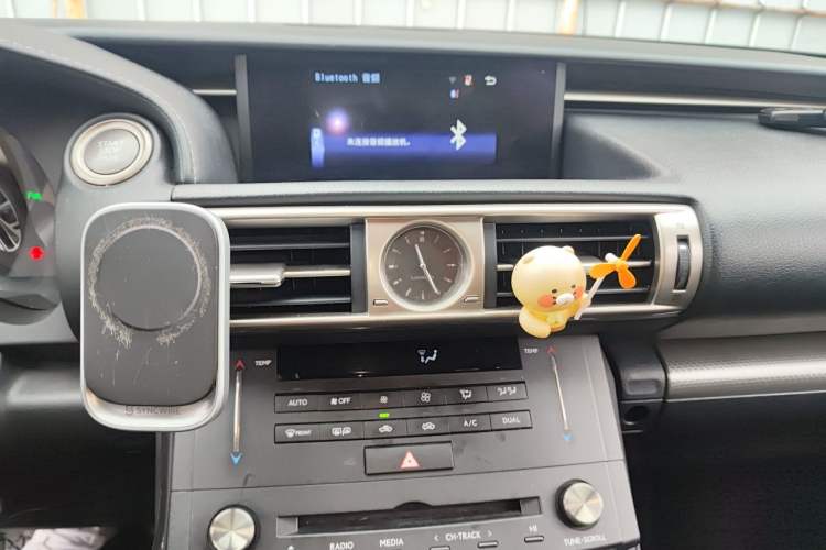 Used Lexus IS 2015 200t F SPORT Audio And AC Panel