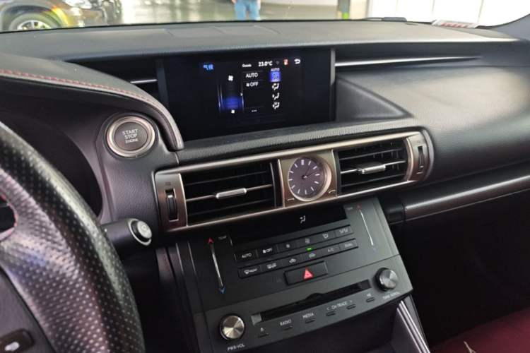 Used Lexus IS 2015 200t F SPORT Audio And AC Panel