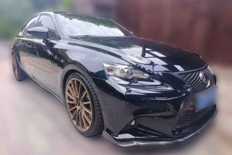 Used Lexus IS 2015 200t F SPORT Front Right 45 Deg