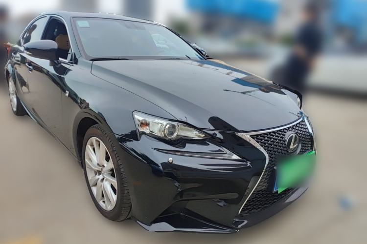 Used Lexus IS 2015 200t F SPORT Front Right 45 Deg
