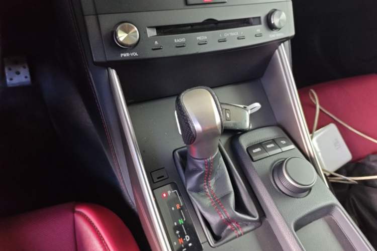 Used Lexus IS 2015 200t F SPORT Gear Lever
