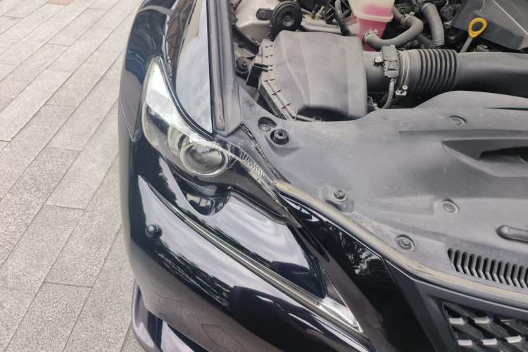 Used Lexus IS 2015 200t F SPORT Right Front Headlight