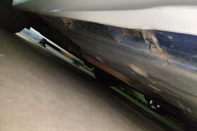 Used Lexus IS 2015 200t F SPORT Chassis Rear Left