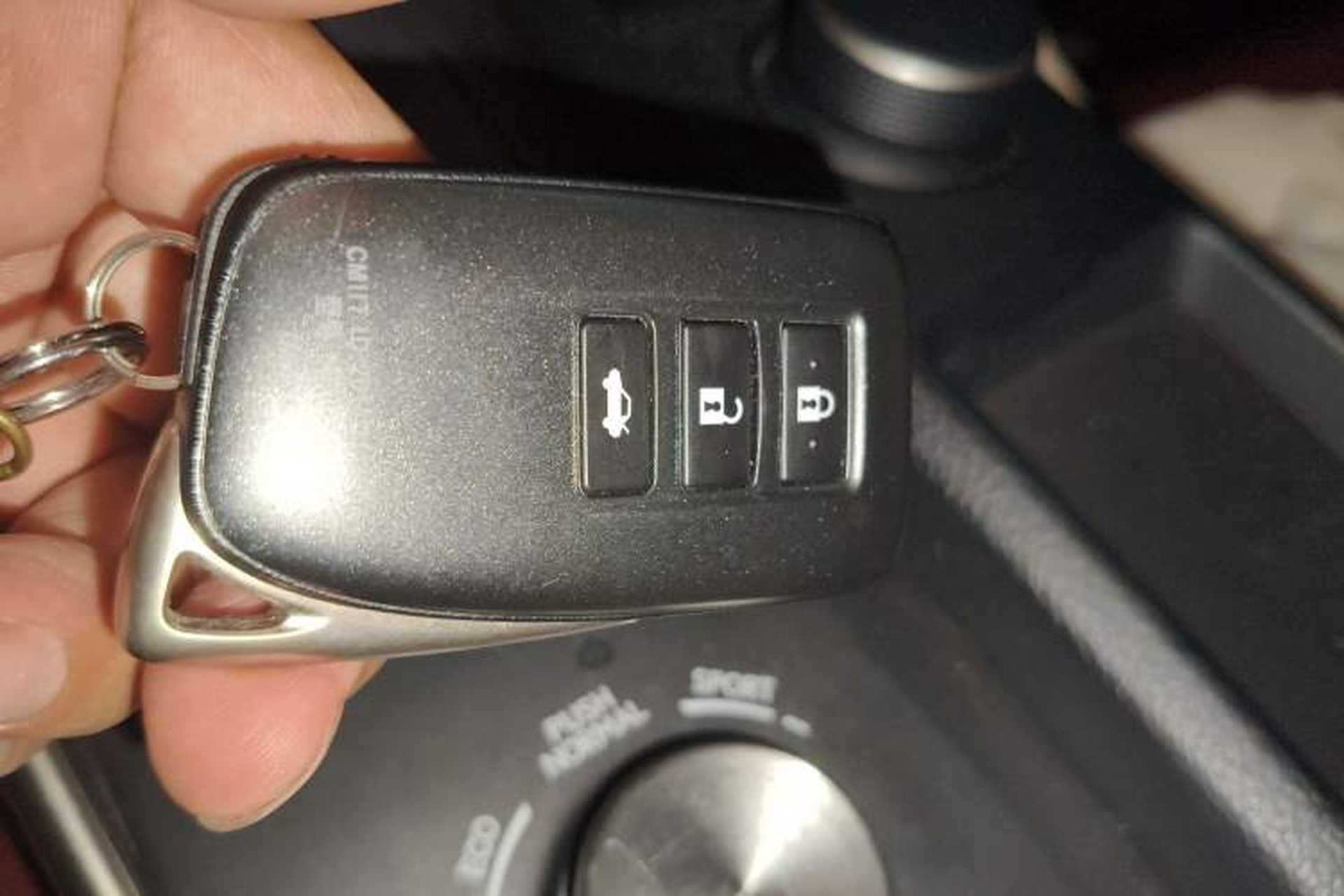Used Lexus IS 2015 200t F SPORT Interior 1