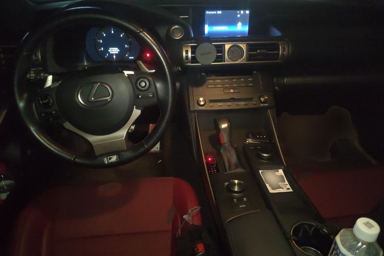 Used Lexus IS 2015 200t F SPORT Interior 2