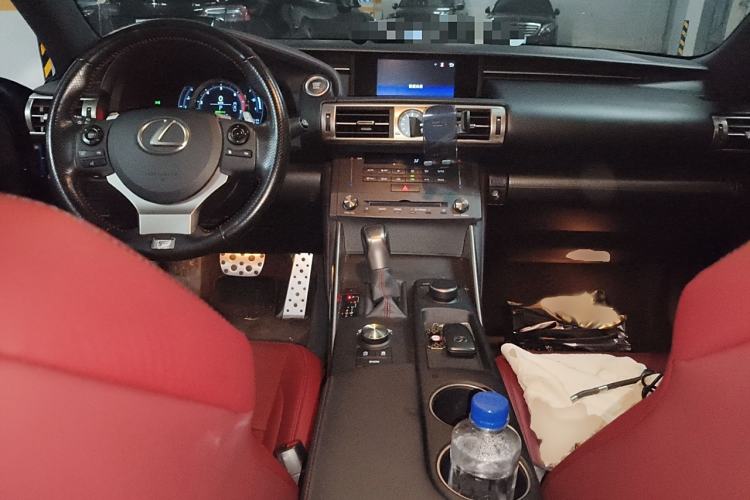 Used Lexus IS 2015 200t F SPORT Interior 2