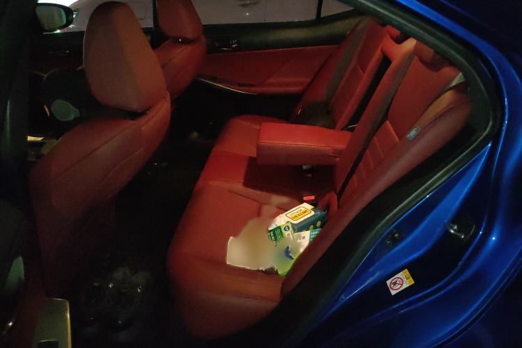 Used Lexus IS 2015 200t F SPORT Interior 4