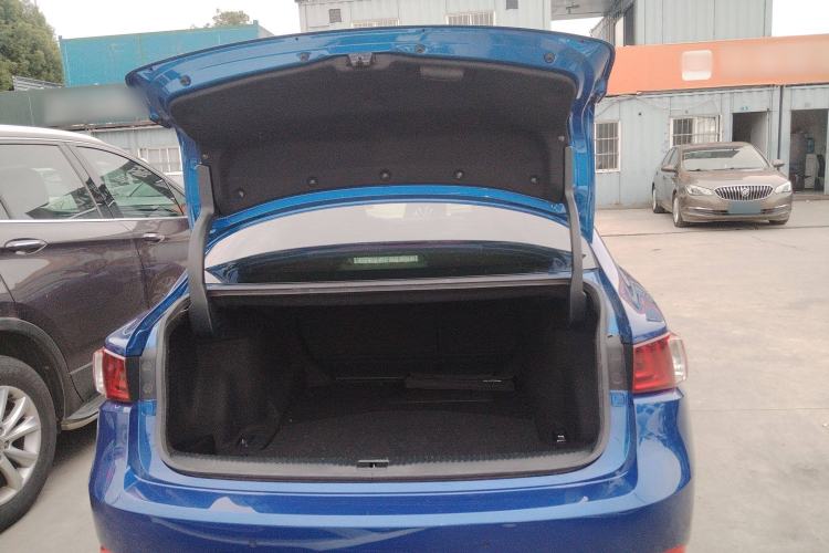 Used Lexus IS 2015 200t F SPORT Trunk