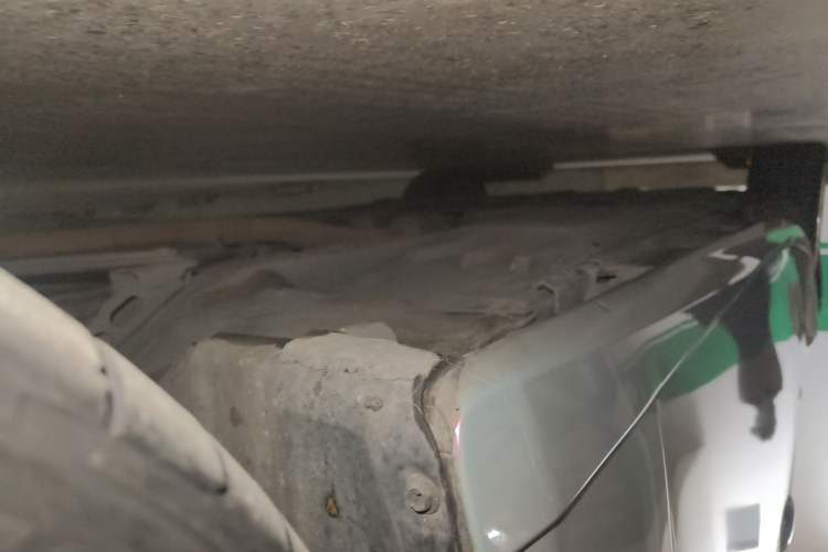 Used Lexus IS 2015 200t F SPORT Chassis Front Right
