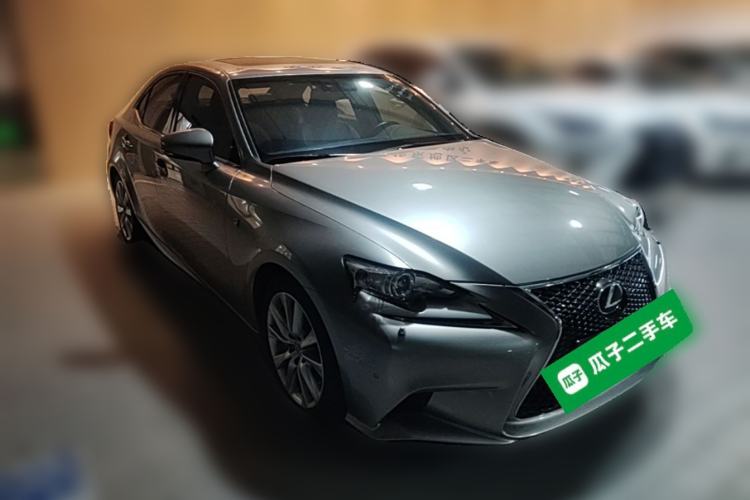 Used Lexus IS 2015 200t F SPORT Front Right 45 Deg