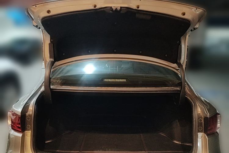 Used Lexus IS 2015 200t F SPORT Trunk