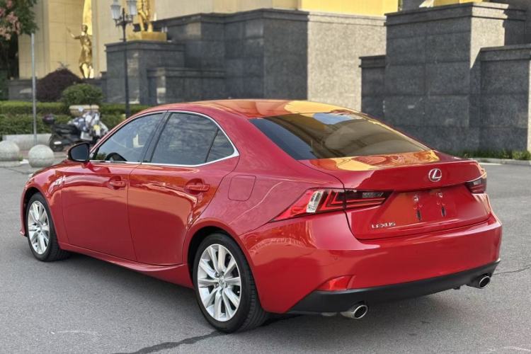 Used Lexus IS 2015 200t F SPORT Exterior 3