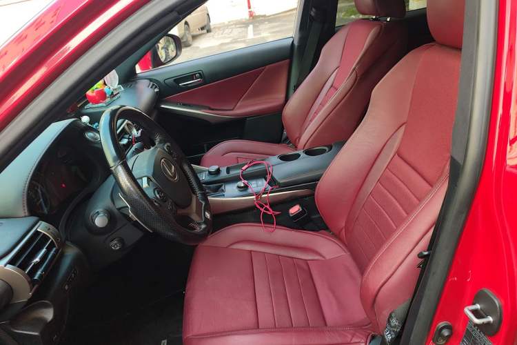 Used Lexus IS 2015 200t F SPORT Left Front Seat