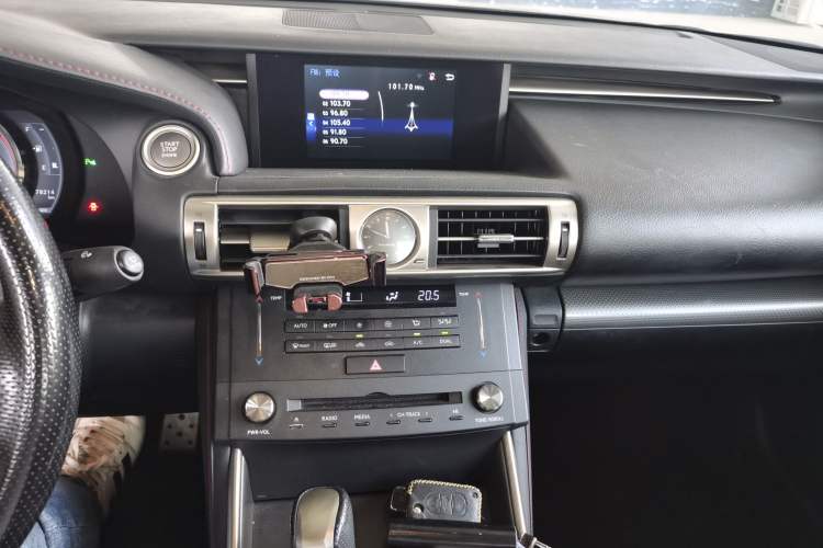 Used Lexus IS 2015 200t F SPORT Audio And AC Panel