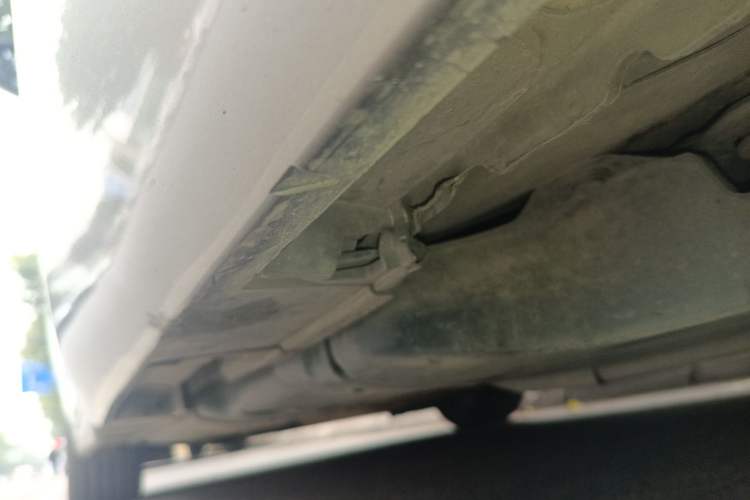 Used Lexus IS 2015 200t F SPORT Chassis Rear Left