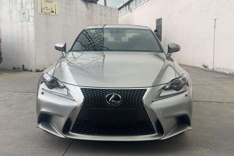 Used Lexus IS 2015 200t F SPORT Exterior 1