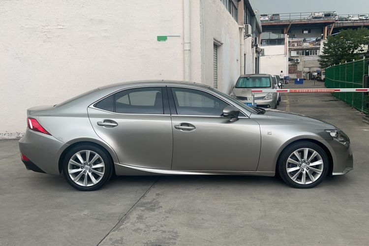 Used Lexus IS 2015 200t F SPORT Exterior 2