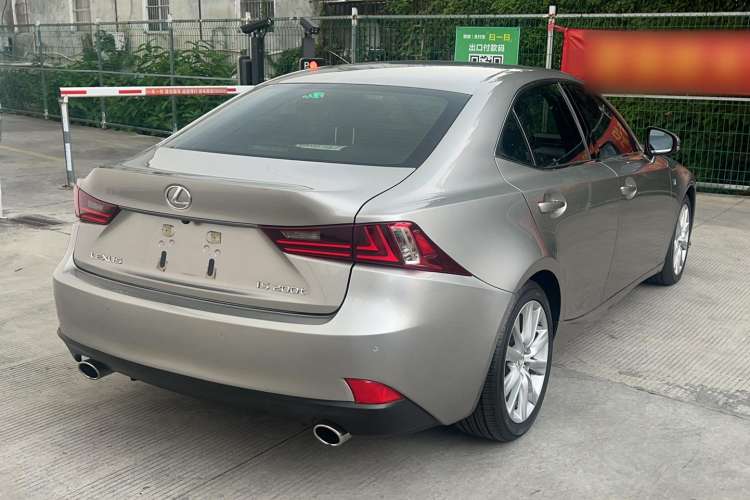 Used Lexus IS 2015 200t F SPORT Exterior 3