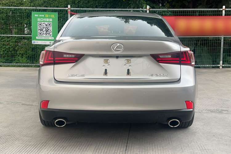 Used Lexus IS 2015 200t F SPORT Exterior 4