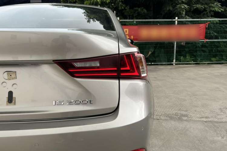 Used Lexus IS 2015 200t F SPORT Exterior 8