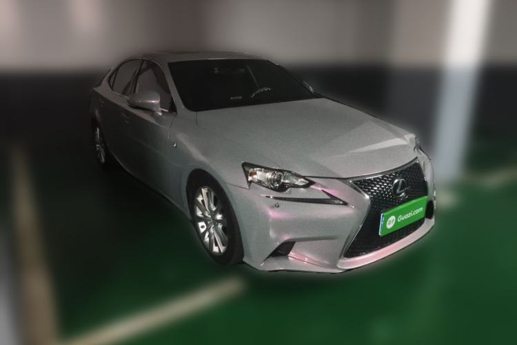 Used Lexus IS 2015 200t F SPORT Front Right 45 Deg