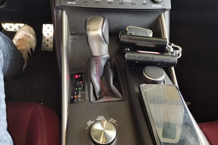Used Lexus IS 2015 200t F SPORT Gear Lever