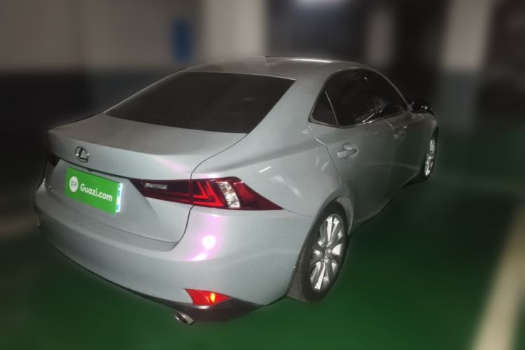 Used Lexus IS 2015 200t F SPORT Rear Right 45 Deg