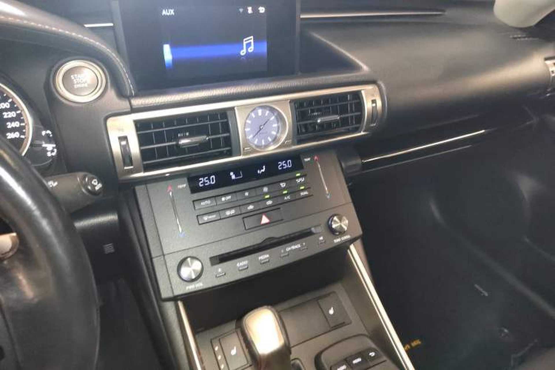 Used Lexus IS 2015 200T Fēngshàng Edition Audio And AC Panel