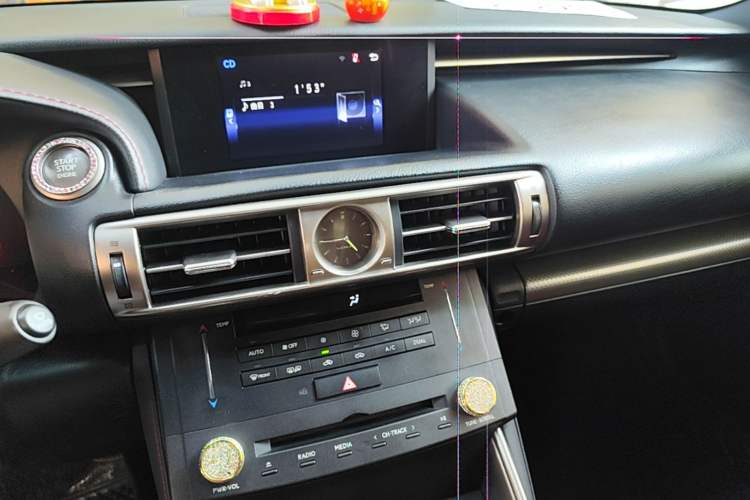 Used Lexus IS 2015 200t F SPORT Audio And AC Panel