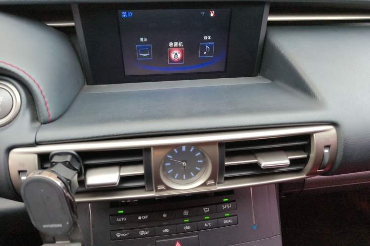 Used Lexus IS 2015 200t F SPORT Audio And AC Panel