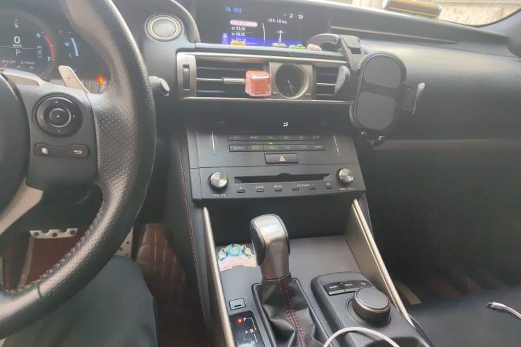Used Lexus IS 2015 200t F SPORT Audio And AC Panel