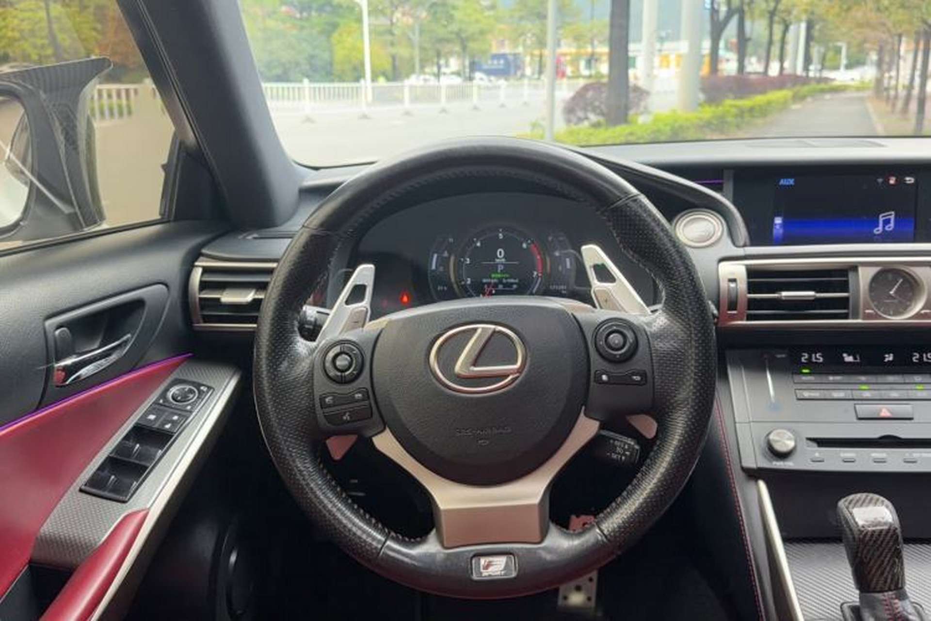 Used Lexus IS 2015 200t F SPORT Center Console