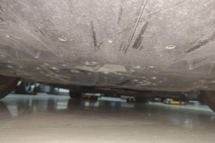 Used Lexus IS 2015 200t F SPORT Chassis Front
