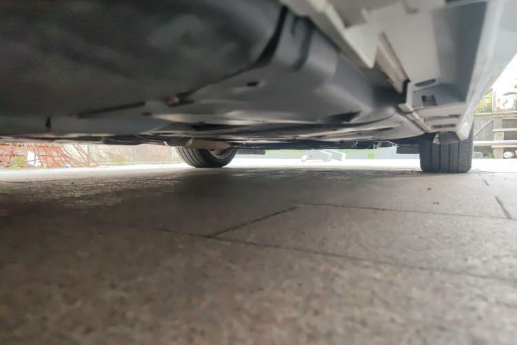 Used Lexus IS 2015 200t F SPORT Chassis Front Right