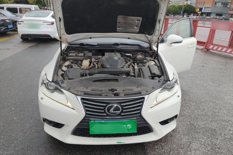 Used Lexus IS 2015 200T Leading Edition Engine Bay