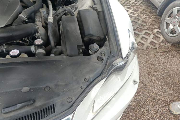 Used Lexus IS 2015 200T Leading Edition Engine Bay Left